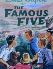 FAMOUS FIVE 07 Five Go Off To Camp疯狂侦探团07：幽灵火车